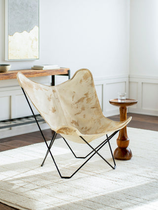 Surya Nizhoni ZHO-001 CamelCamel / Black Furniture Style Shot