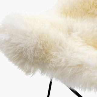 Surya Nizhoni ZHO-003 WhiteWhite / Black Furniture Corner Shot