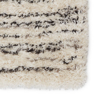 Jaipur Living Izara Chessa IZA02 Cream/Dark Brown Area Rug - Close Up