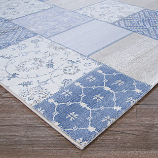 Couristan Marina Gardenpatchwork Oyster/Pearl Area Rug Close Up Image