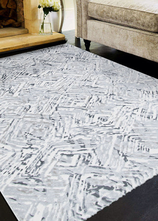 Couristan Calinda Segue Chrome Area Rug Lifestyle Image Feature
