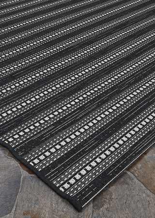 Couristan Afuera Beachcomber Onyx/Shell Area Rug Close Up Image