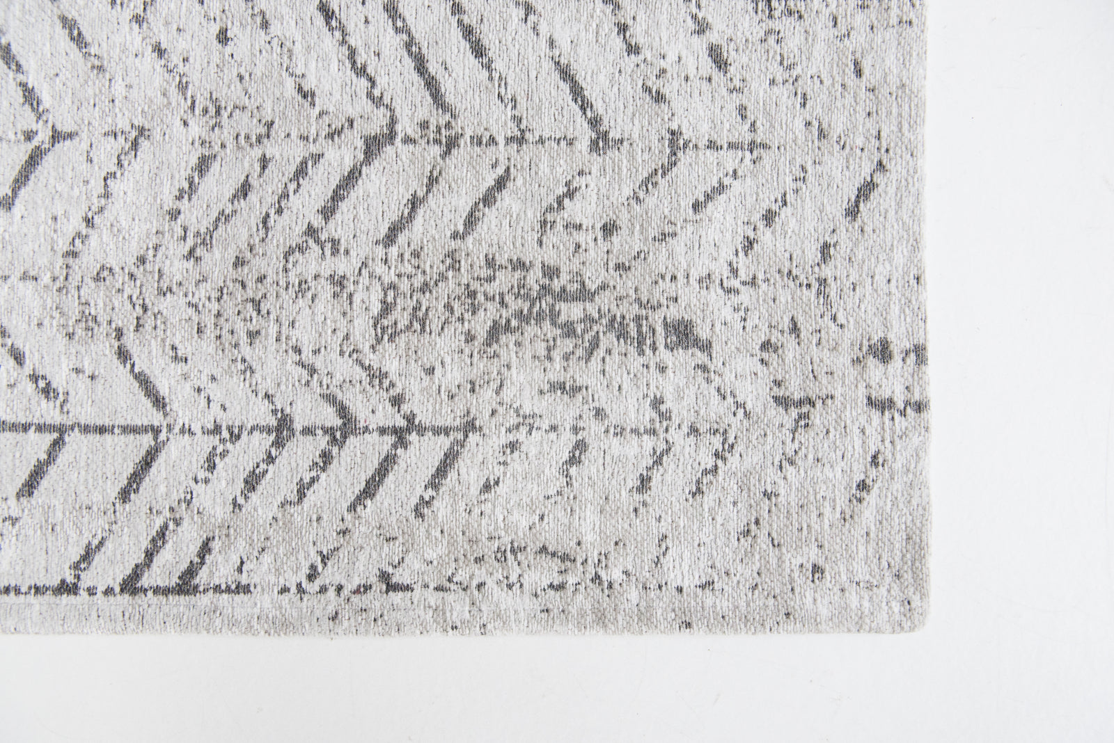 Louis de Poortere Mad Men Jacob's Ladder 8652 Black On White Area Rug ...