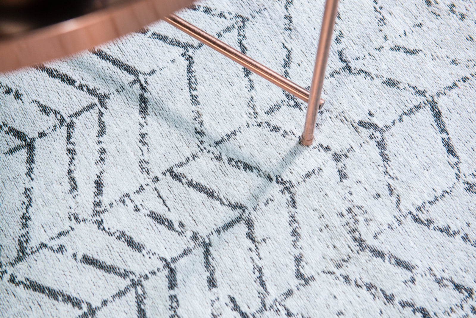 Louis de Poortere Mad Men Jacob's Ladder 8652 Black On White Area Rug ...