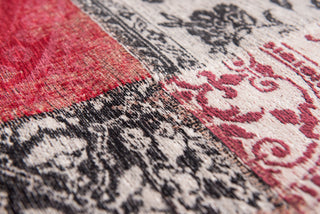 Louis de Poortere Vintage Multi 8985 Antwerp Red Area Rug Detail