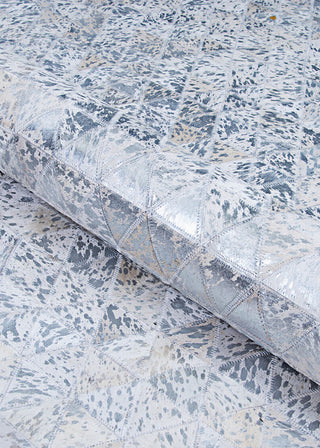 Couristan Chalet Oasis Twilight Area Rug Detail Image