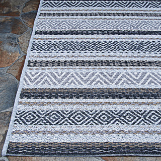 Couristan Cape Cobija Gris Area Rug Corner Image