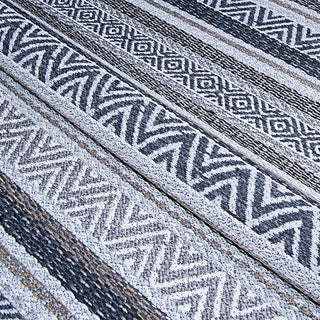 Couristan Cape Cobija Gris Area Rug Detail Image