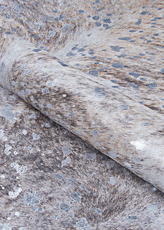 Couristan Chalet Moo-nstruck Pepper Area Rug Detail Image