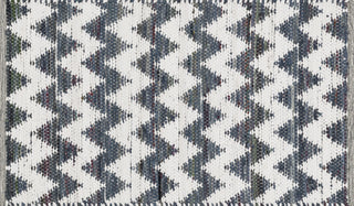 Loloi Vivian HVI01 Grey Area Rug aerial 2-3 x 3-9