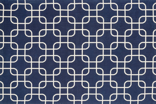 Loloi Geo GEO01 Navy / Ivory Area Rug aerial 5 x 7-6