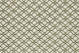 Loloi Geo GEO03 Ivory / Olive Area Rug aerial 5 x 7-6