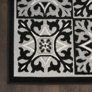 Nourison Aloha ALH34 Black White Area Rug Detail Image