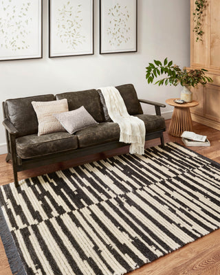 Chris Loves Julia x Loloi Alice ALI-03 Cream/Charcoal Area Rug Lifestyle Image Feature