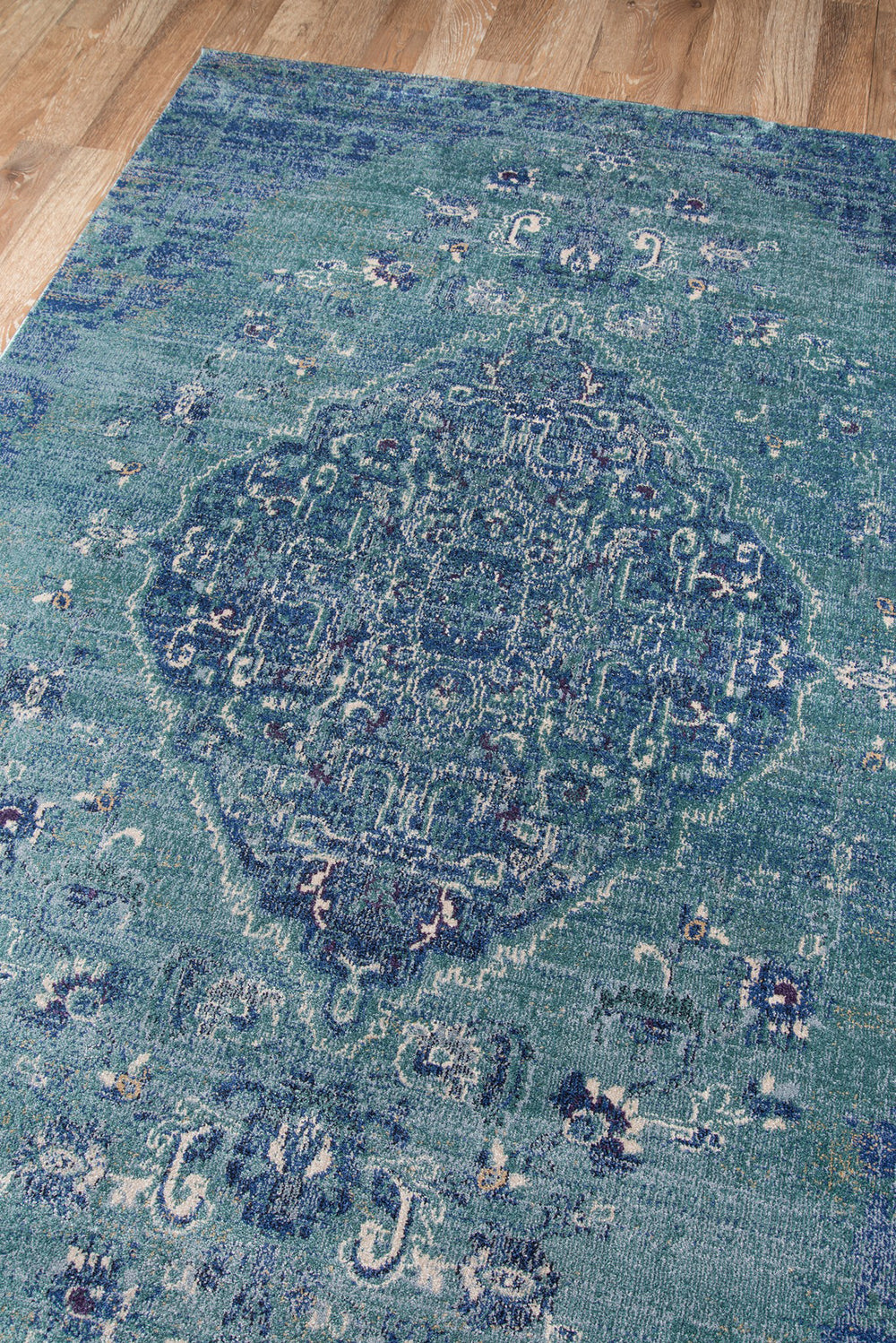Momeni Amelia AM-02 Denim Area Rug Corner Shot Feature