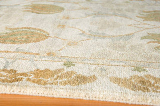 Momeni Arts and Crafts AR-04 Beige Area Rug Corner Shot