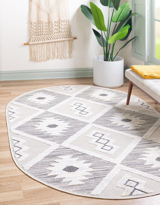 Unique Loom Arlo T-ARLO3 Sandy Beige Area Rug Oval Lifestyle Image Feature