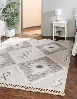 Unique Loom Arlo T-ARLO3 Sandy Beige Area Rug Square Lifestyle Image