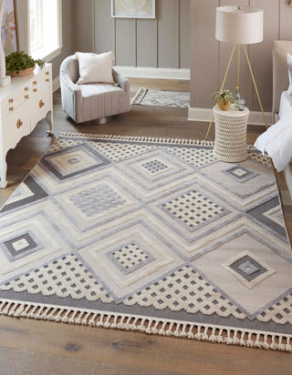 Unique Loom Arlo T-ARLO9 Sandy Beige Area Rug Square Lifestyle Image