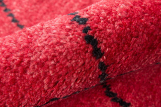 Momeni Atlas ATL-5 Red Area Rug Detail Shot