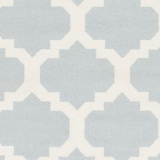 Artistic Weavers York Harlow Light Blue/Ivory Area Rug Swatch