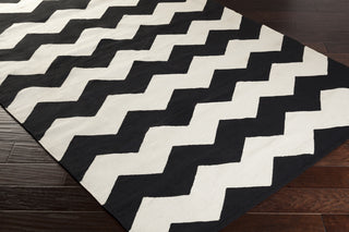 Artistic Weavers Vogue Collins AWLT3016 Area Rug Corner Shot Feature