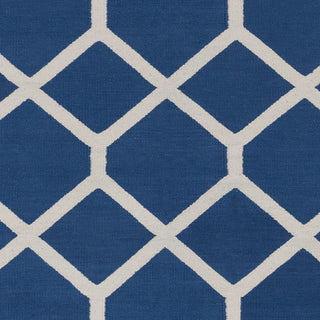 Artistic Weavers Vogue Elizabeth Navy Blue/Ivory Area Rug Swatch