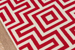 Momeni Baja BAJ10 Red Area Rug Close Up