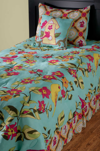 Rizzy BTLF06 Birds in Paradise Light blue Bedding by Laura Fair main image