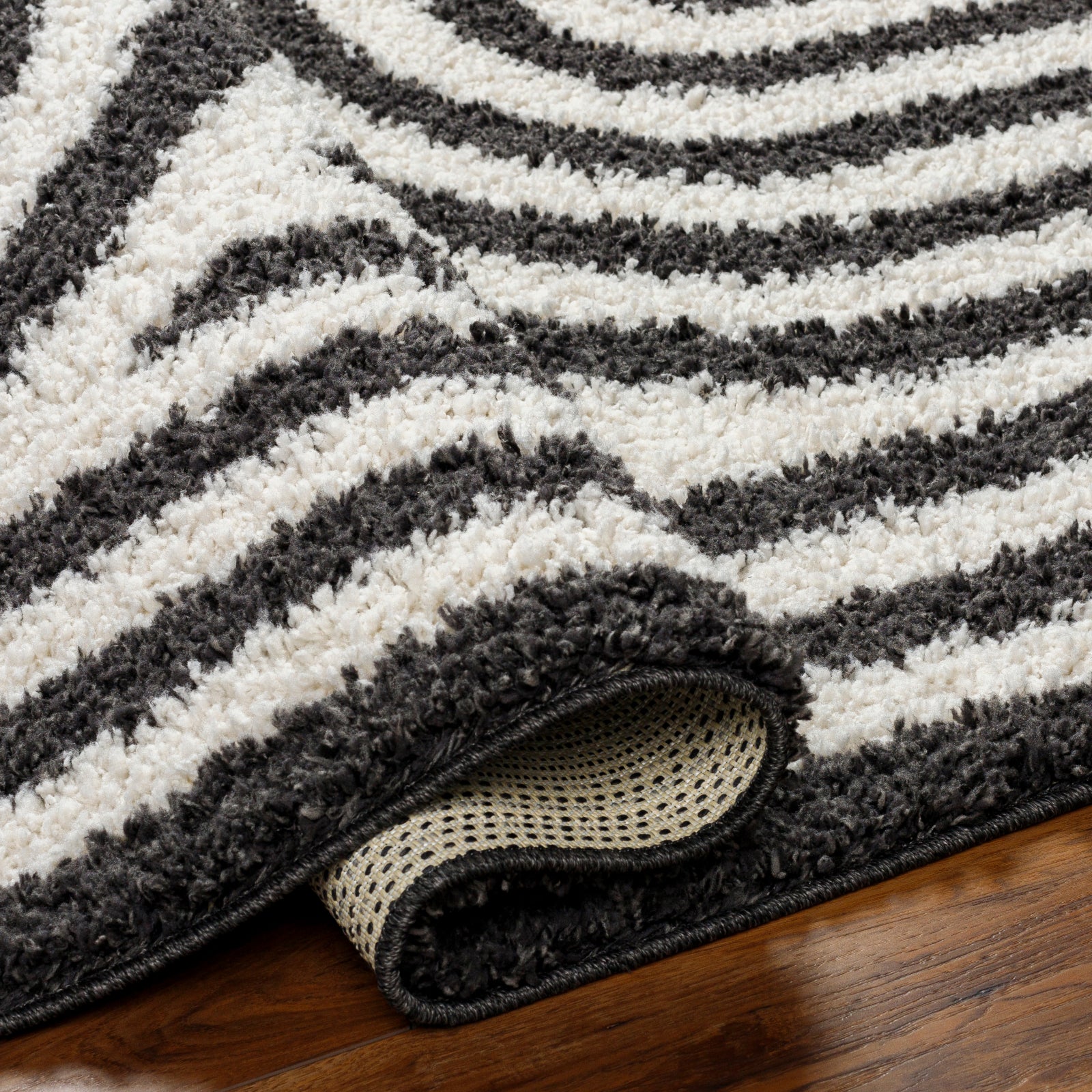 Livabliss Birmingham BMM-2304 Area Rug – Incredible Rugs and Decor
