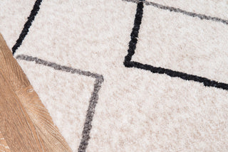 Momeni Bungalow BUN-7 Grey Area Rug by Novogratz Close up