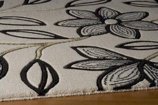 Momeni Capri CR-04 Ivory Area Rug Corner Shot