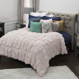 Rizzy BT1392 Plush Dreams Pink Bedding main image