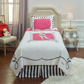 Rizzy BT1485 Jeala Pink Bedding Lifestyle Image