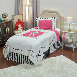 Rizzy BT1485 Jeala Pink Bedding Lifestyle Image