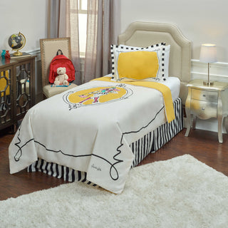 Rizzy BT1486 Cassidy Yellow Bedding Lifestyle Image