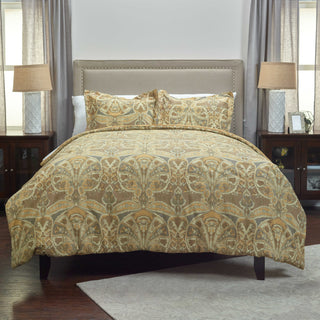 Rizzy BT1807 Rosmond Heights Gold Bedding Lifestyle Image