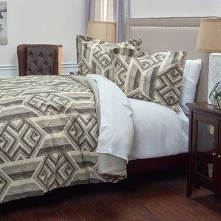 Rizzy BT1977 Tacton Spur Gray Bedding Lifestyle Image