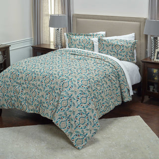 Rizzy BT3183 D'Vine Green Bedding Lifestyle Image