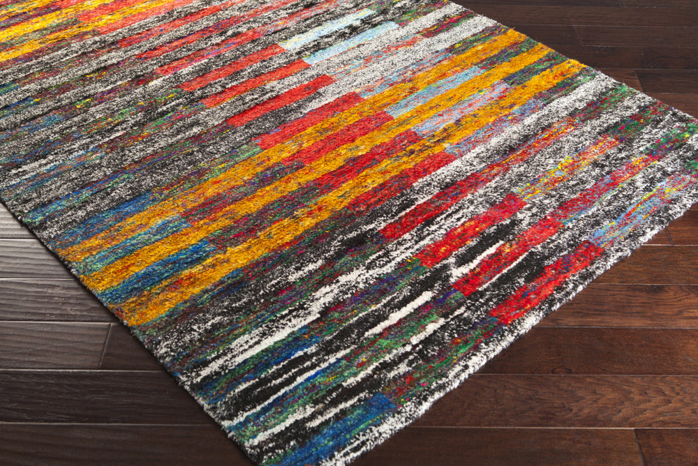 Surya Chocho CHO-9001 Area Rug 5x8 Corner Feature