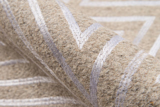 Momeni Cielo CI-06 Sand Area Rug Detail Shot