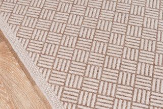 Momeni Como COM-4 Tan Area Rug Close up