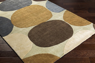 Surya Cosmopolitan COS-9203 Area Rug 5x8 Corner Feature