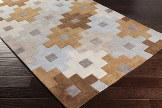 Surya Cosmopolitan COS-9234 Area Rug 5x8 Corner Feature
