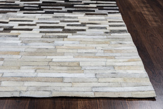 Rizzy Cumberland Pass CP9334 Area Rug Edge Shot Feature