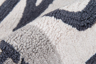 Momeni Cucina CNA-6 Grey Area Rug by Novogratz Close up