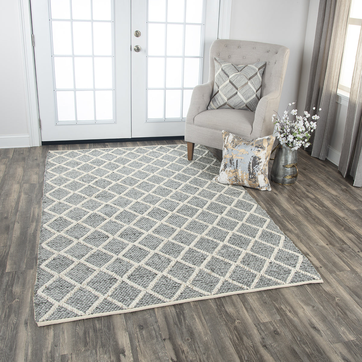 Rizzy Ewe Complete me EWE106 Gray Area Rug by Donny Osmond Home main image