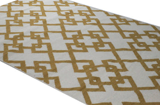 Bashian Hampton D105-FW3 Ivory/Gold Area Rug Alternate Shot Feature