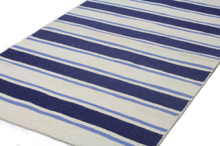 Bashian Hampton D105-FW15 Ivory/Navy Area Rug Alternate Shot Feature