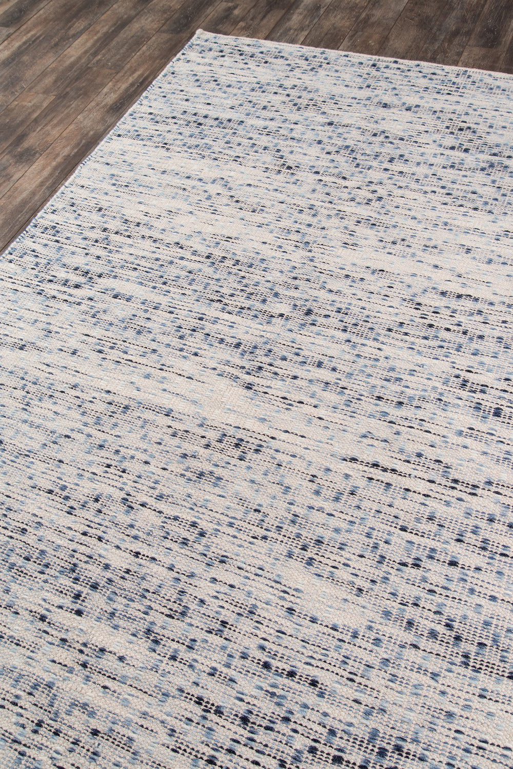 Momeni Dartmouth DRT-1 Blue Area Rug by Erin Gates Corner Image Feature